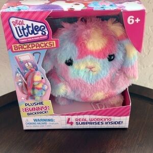 Real Littles Backpacks: Plushie Bunny- real working surprises inside